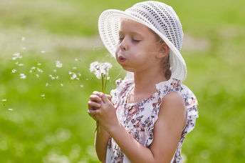 The key ingredients are togetherness, relaxation, indulgence, presence, and comfort. (Shutterstock)