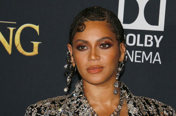 Beyoncé is promoting the virtues of veganism.