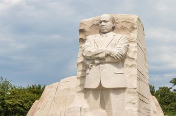 Statue of MLK in Washington DC.