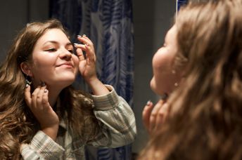 A confident woman who is comfortable in  her own skin.