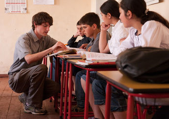 One of UniversalGiving's NGO partners, Greenheart Travel