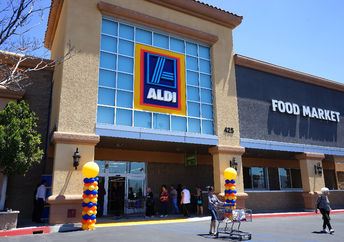 An ALDI store in California (Joe Seer / Shutterstock.com)