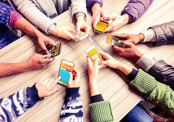 The Good Cards Game will kickstart a train of good deeds that will encompass the entire world. (Good Cards)