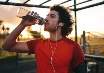 a smart water bottle tells you when you need to drink.