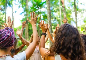 Ecstatic dance can offer powerful benefits.