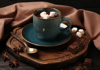 A cup of hot cocoa.