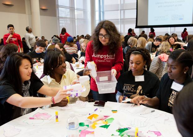 Points of Light volunteers help out at a Jumpstart event