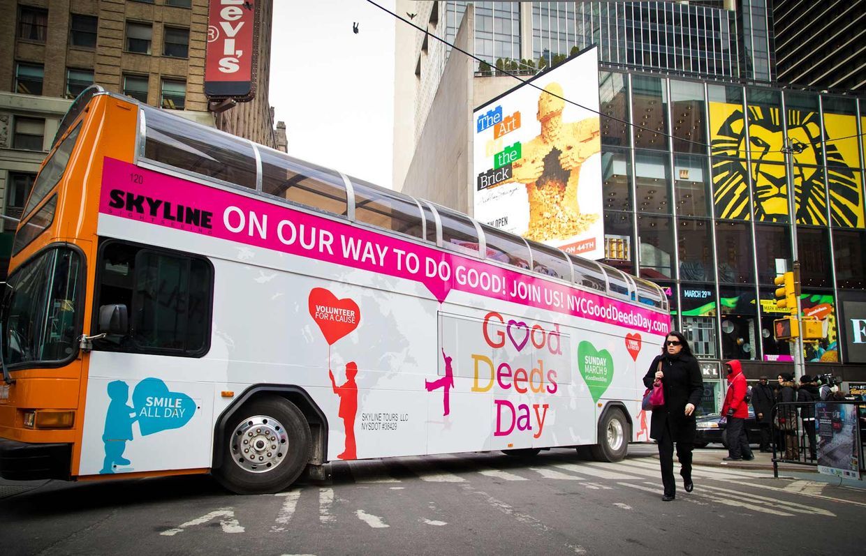 good deeds day bus