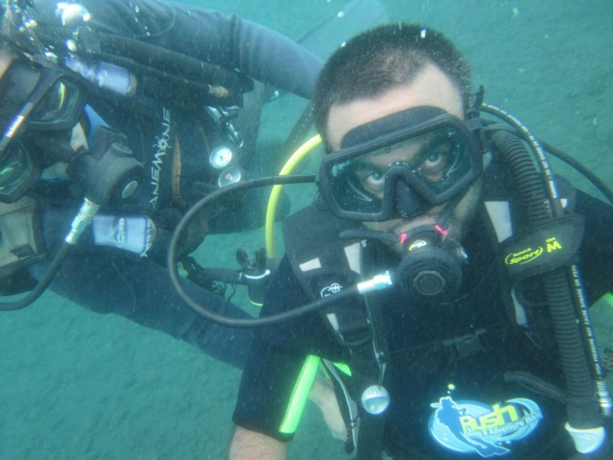 Srin Madipalli scuba diving