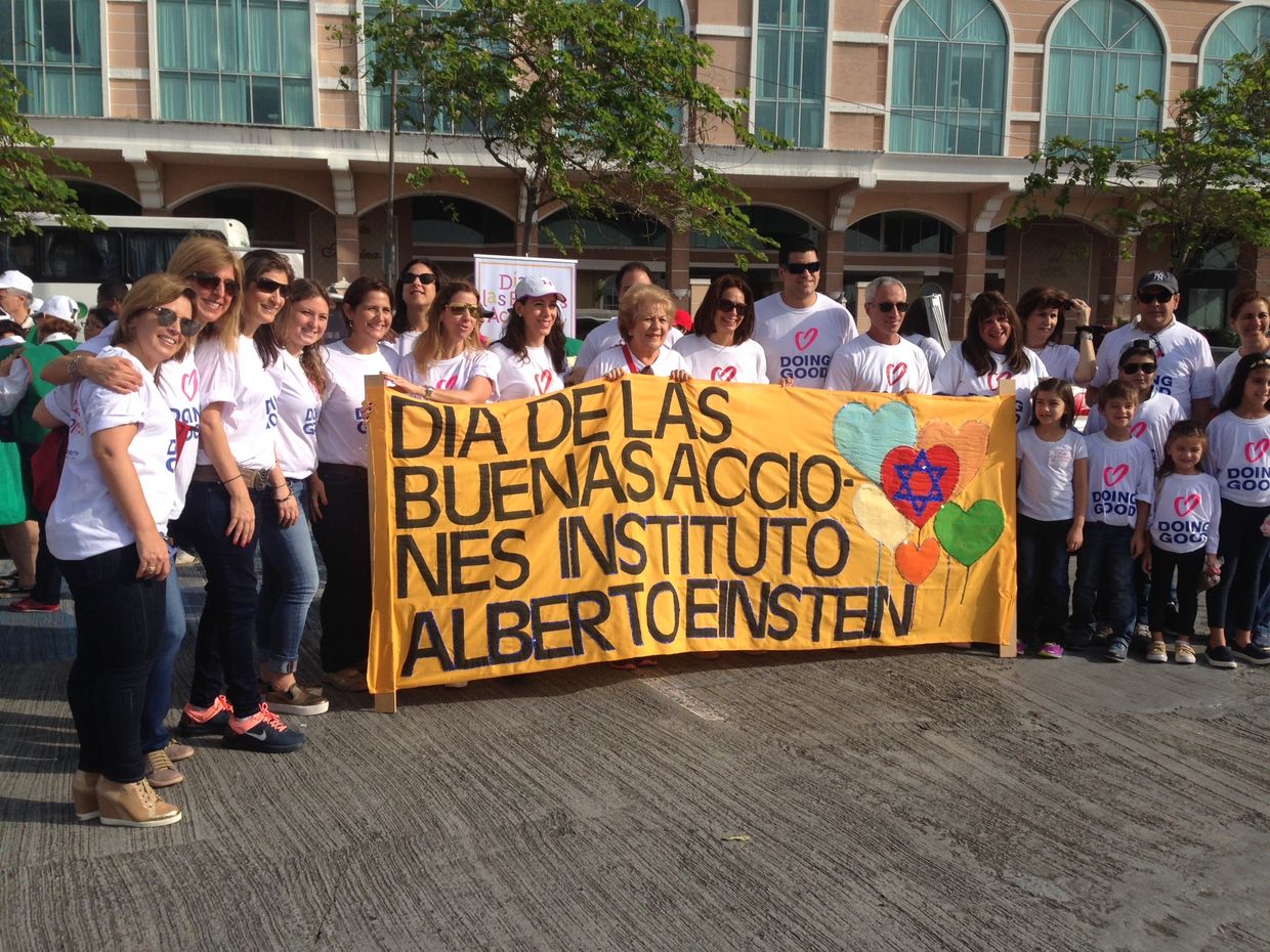 Good Deeds Day activities in Panama, 2015