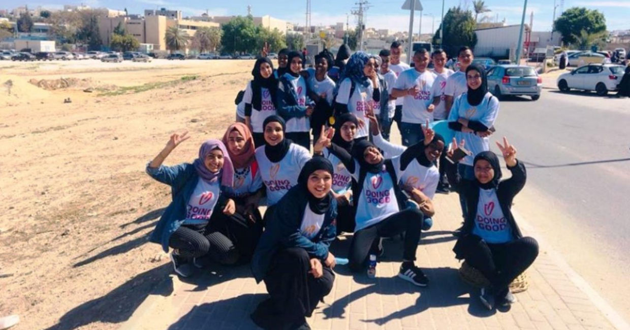 At-risk Bedouin kids from A New Dawn taking part in Good Deeds Day