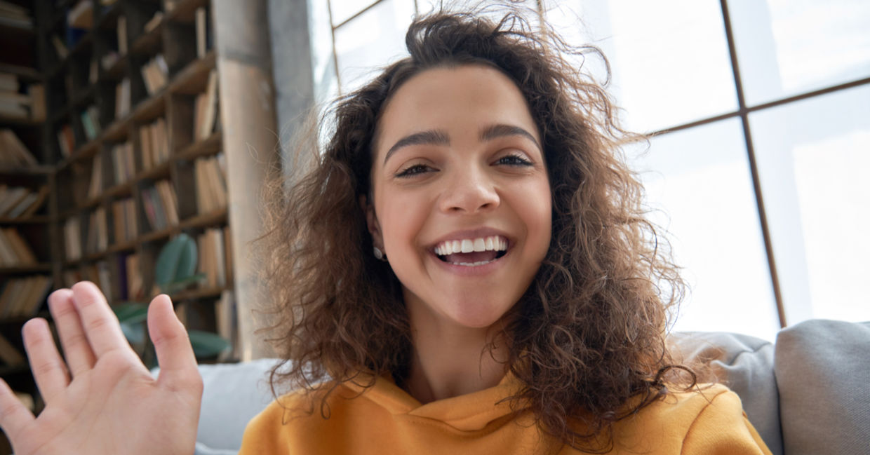 How to make friends online.