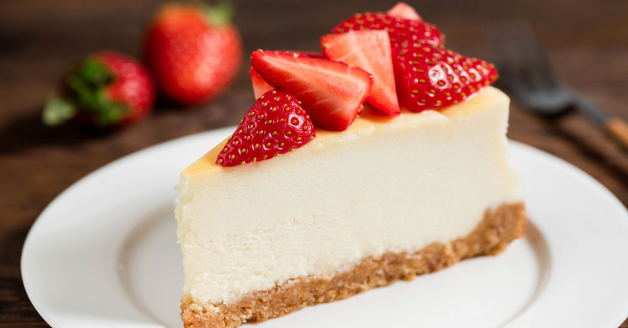 Strawberry no-bake cheesecake