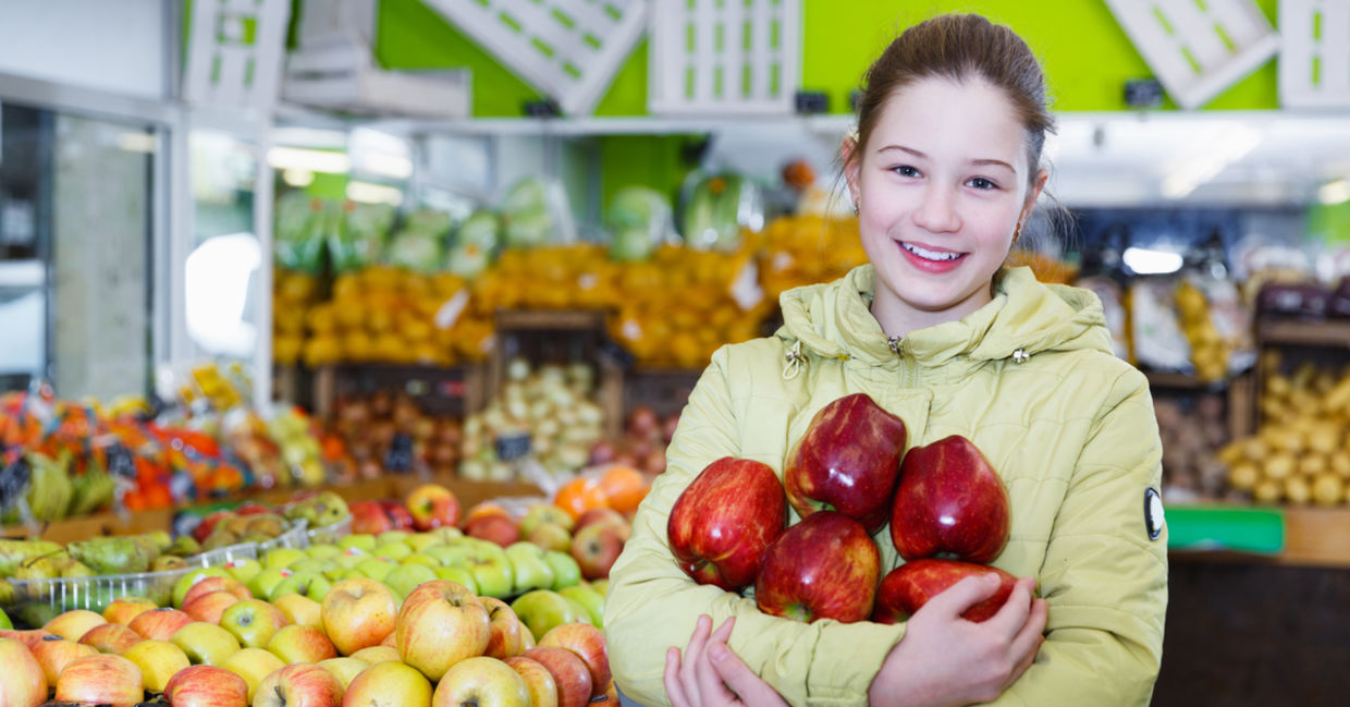Healthy food in a quick shop store.