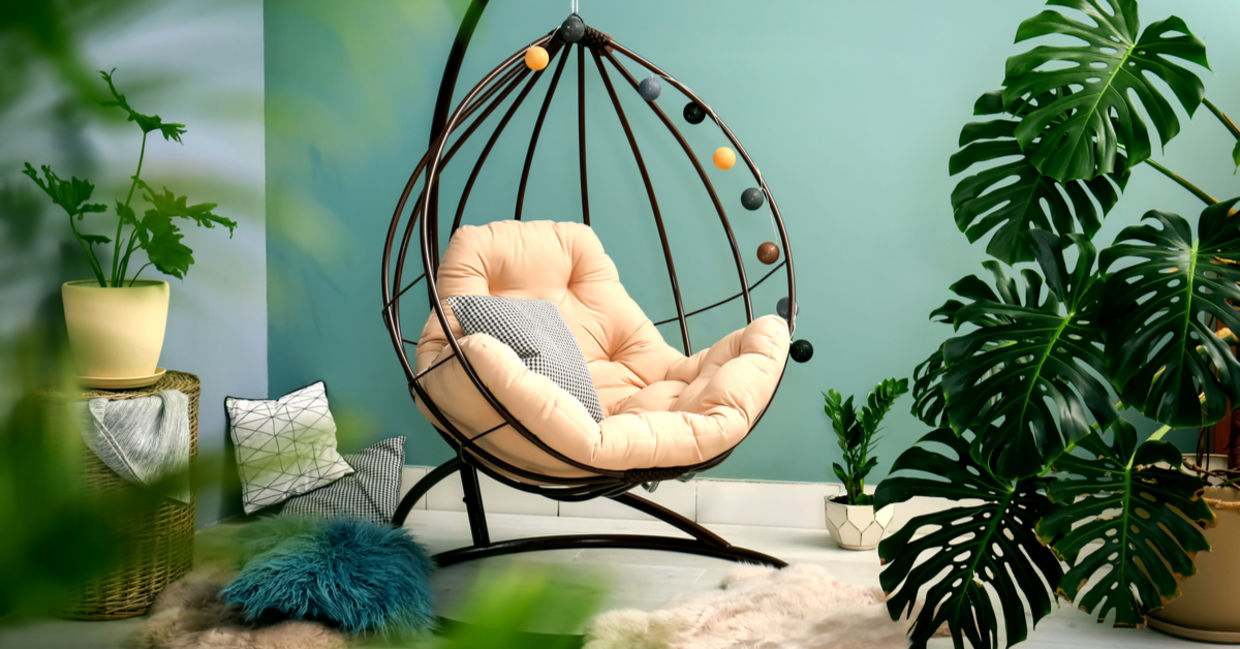 Stylish, natural interior with tropical plants.