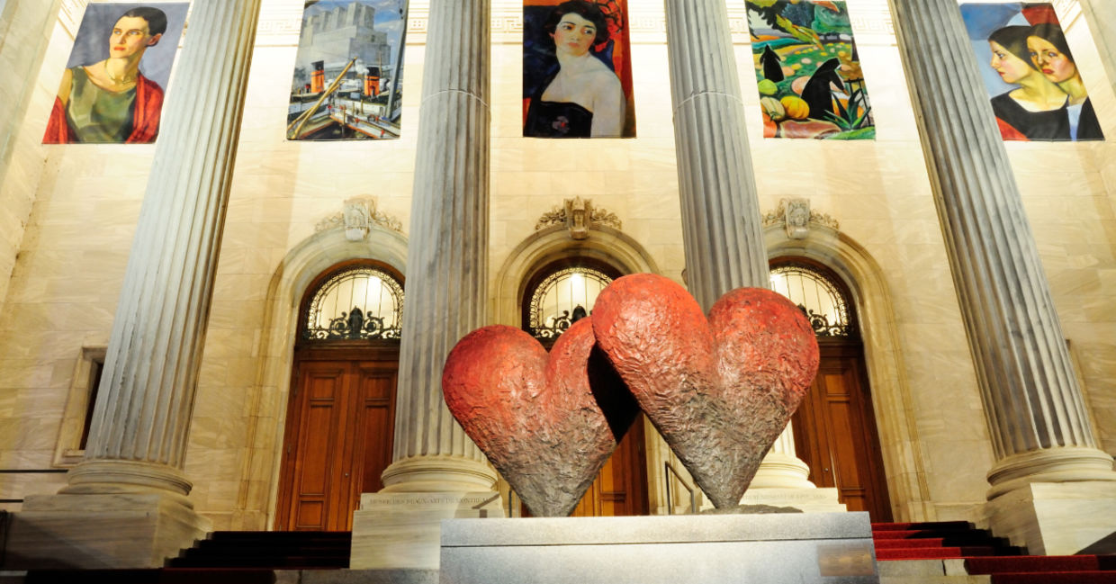 Visit the Montreal Museum of Fine Arts online.