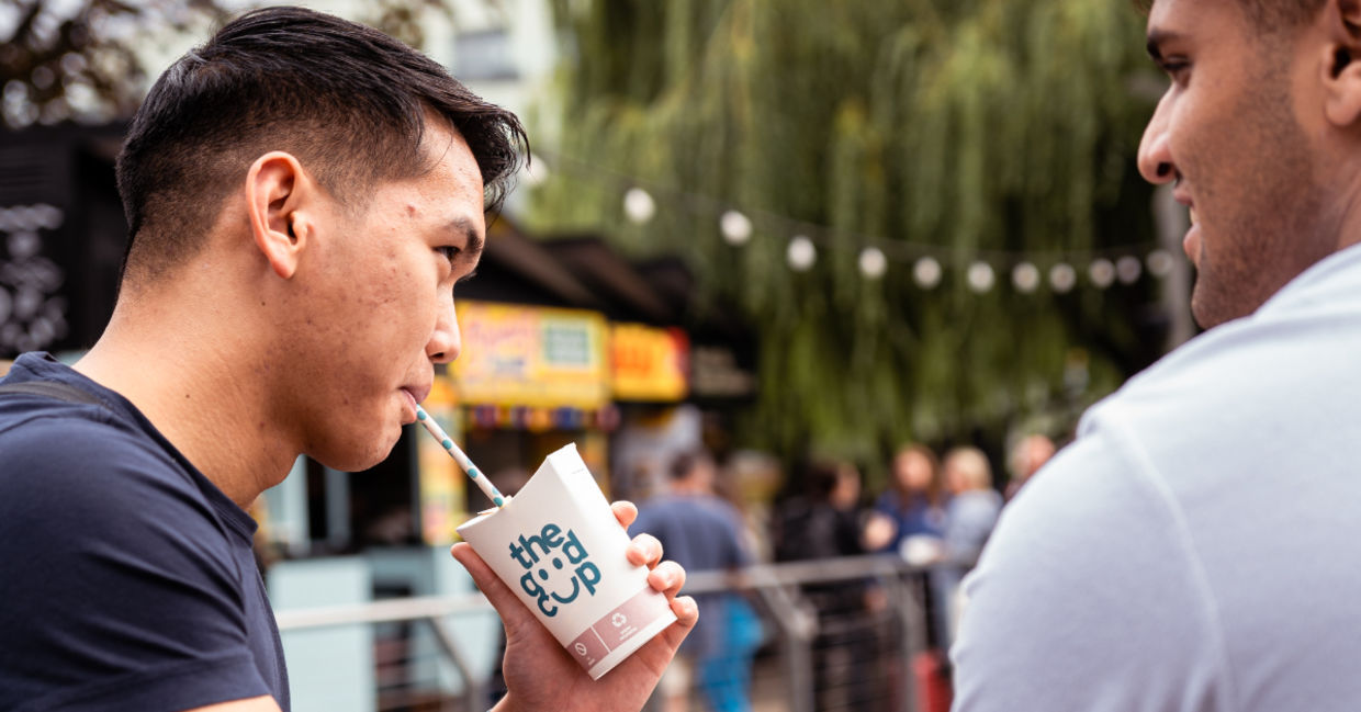 The new foldable coffee cup eliminates plastic lids.