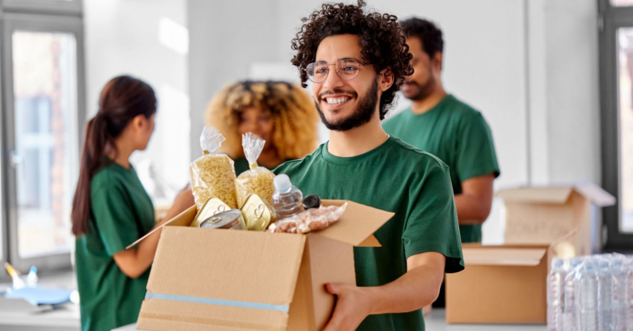 Volunteers at an emergency assistance program.