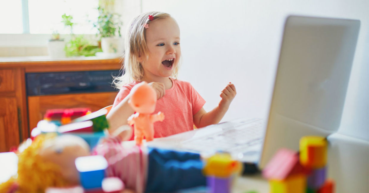 Grandparents love this new way to tell stories to their grandkids.