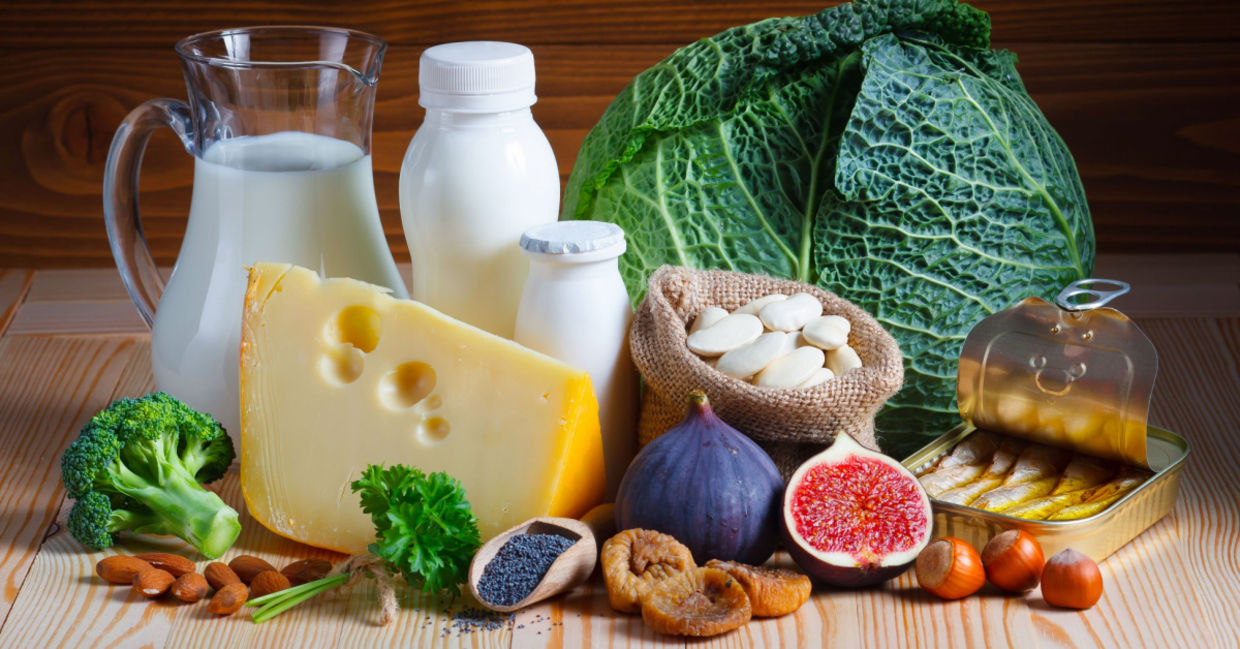 Foods that contain large amounts of calcium.