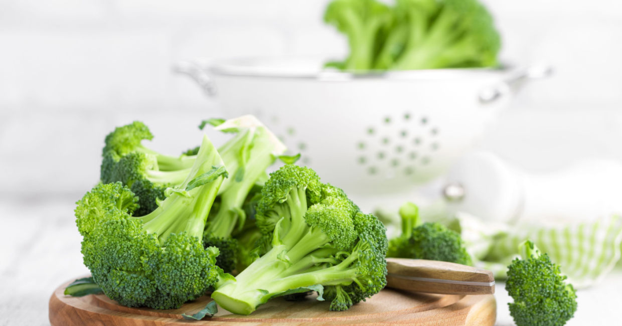 Freshly washed and cut raw broccoli.