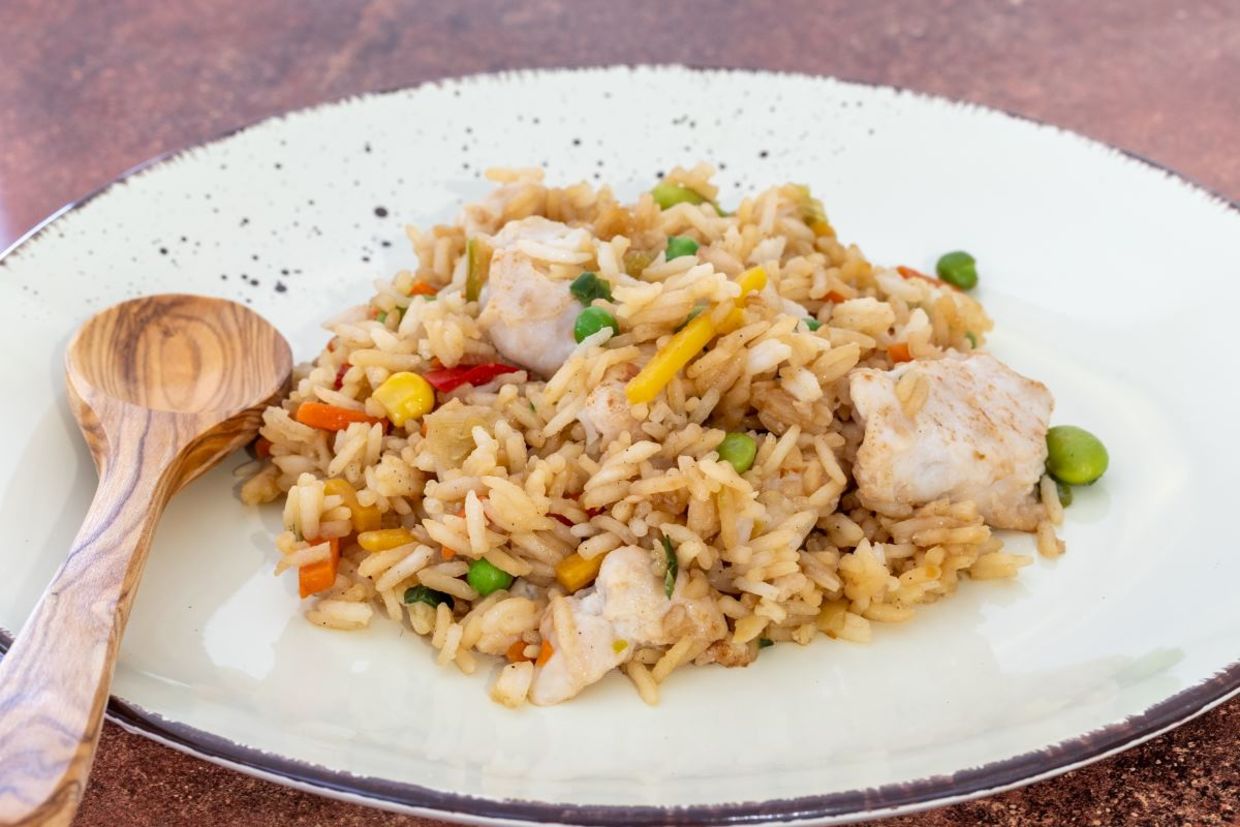 Chicken and rice is an easy meal.