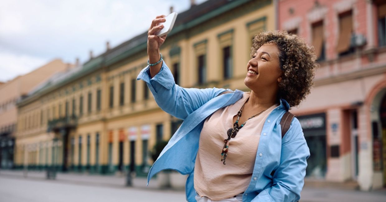 Traveling solo.for the long weekend.