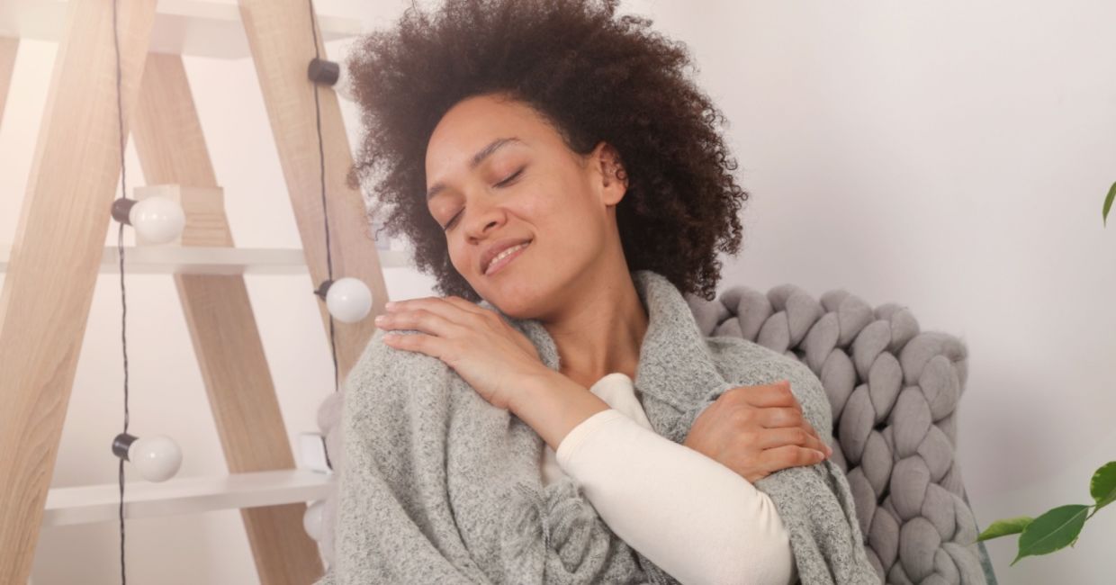 Self-hugs could reduce anxiety.