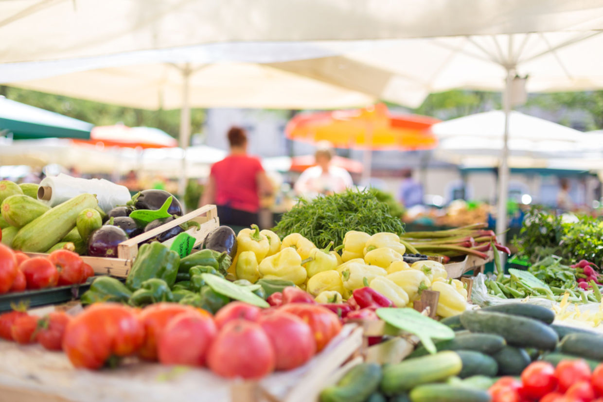 Stroll in a local farmers market to pick fresh ingredients.