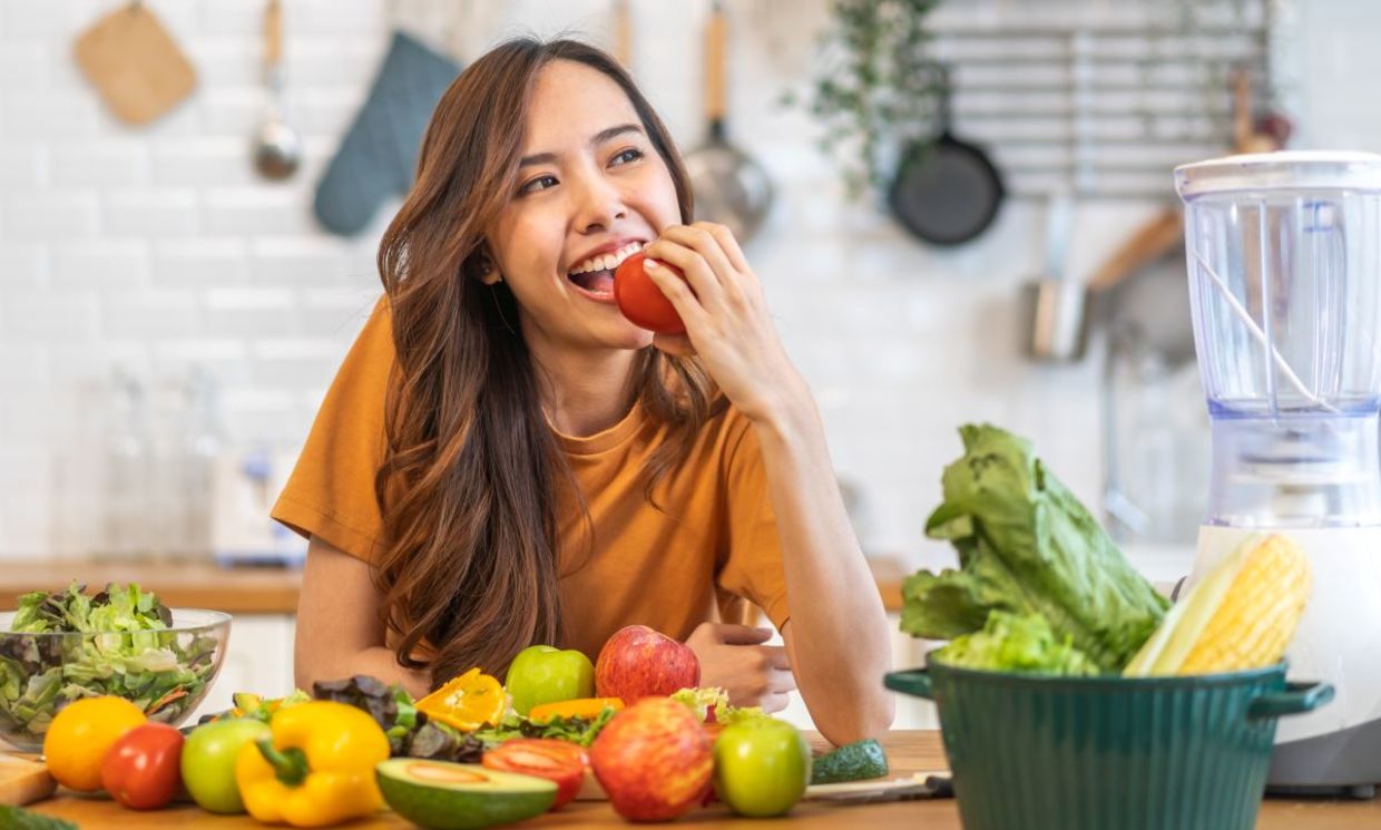 Eating five servings of fruits and vegetables could improve your sleep.