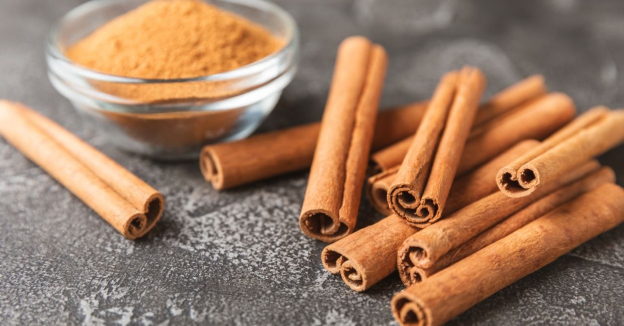 Cinnamon sticks and powder.